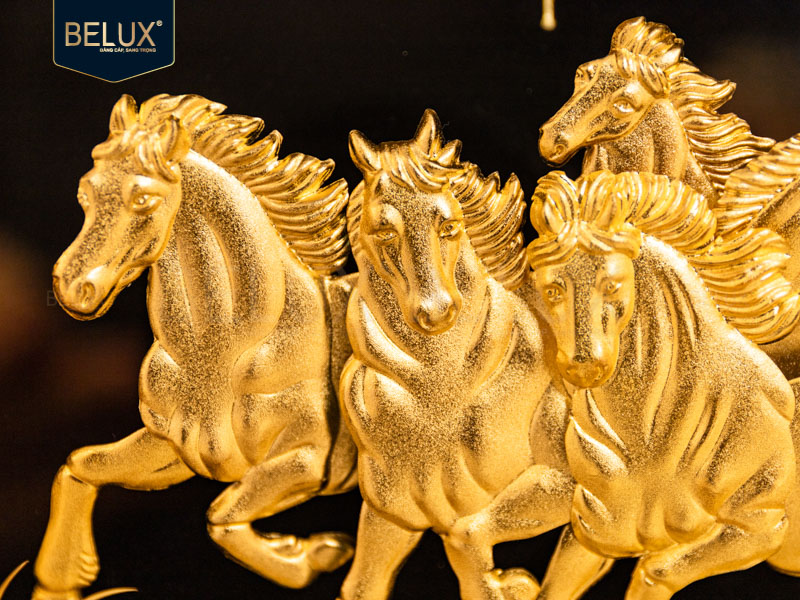 Tranh Bát Mã Dát Vàng 24k 34x27cm